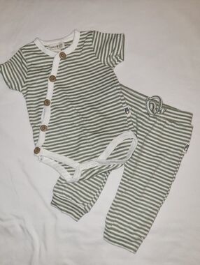Rabbit & Bear Size 3-6 Months Striped Bodysuit And Pants 2-Piece Outfit